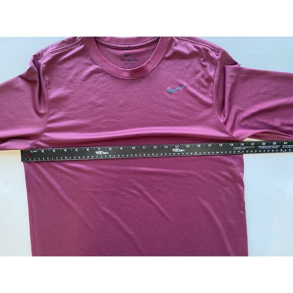 Nike Shirt Mens Size Medium Dri Fit Long Sleeve Maroon Black Swoosh Gym Athletic - Picture 7 of 7